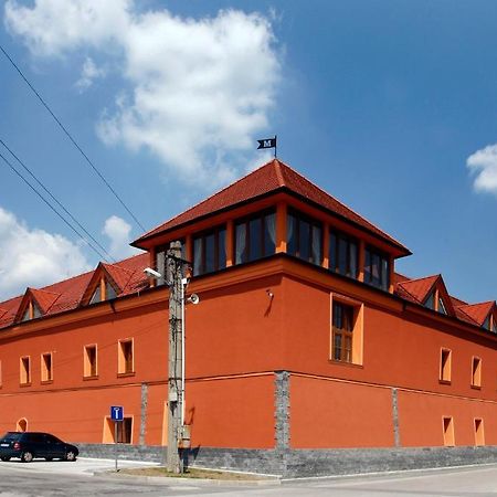 Hotel Majolika Modra Ngoại thất bức ảnh