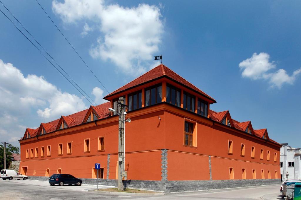 Hotel Majolika Modra Ngoại thất bức ảnh