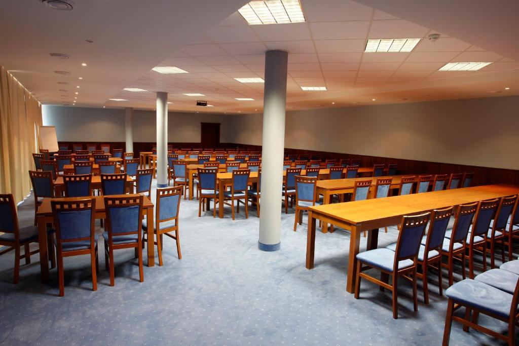Hotel Majolika Modra Ngoại thất bức ảnh