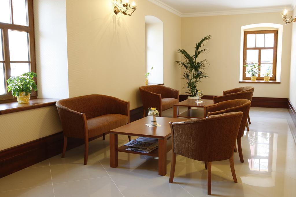 Hotel Majolika Modra Ngoại thất bức ảnh